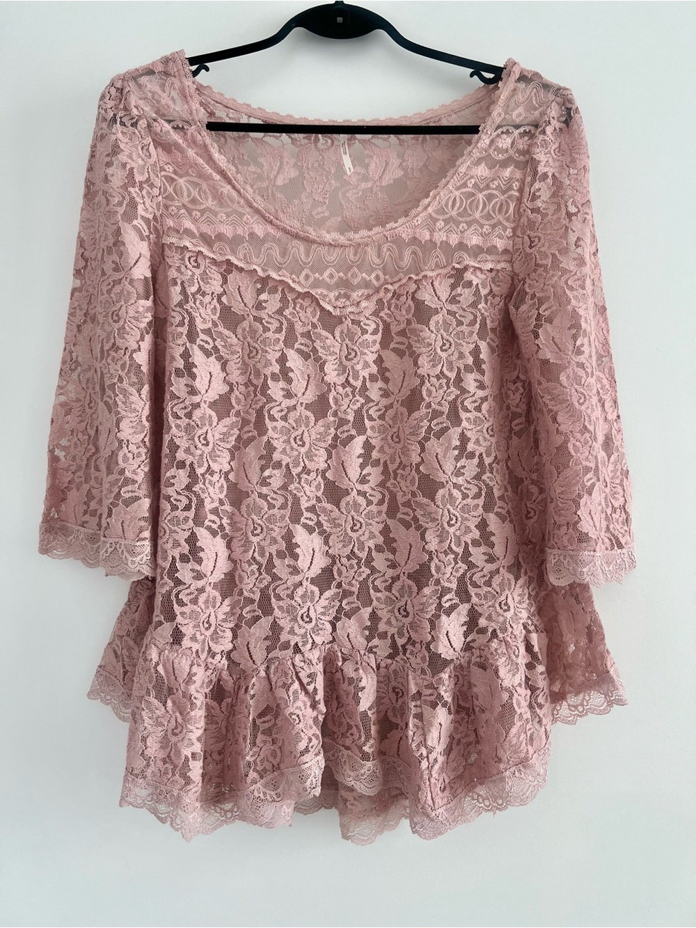 NWOT FREE PEOPLE Dusty Rose Floral  Lace Top